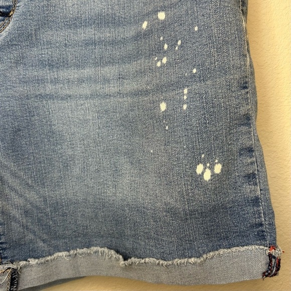 Seven7 Jean Shorts Womens Size 16 Blue Sexy Relaxed Cuffed BleachDots Button Fly - Picture 5 of 14